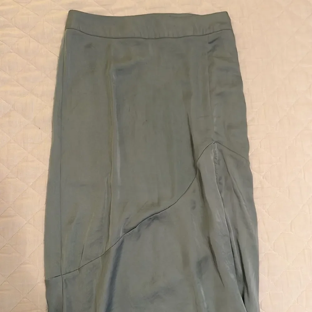 Free People Lola Asymmetrical Seafoam High Slit Ruffled Skirt Size 6